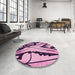 Round Patterned Purple Rug in a Office, pat3973pur