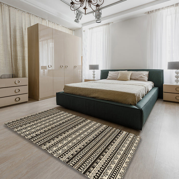 Patterned Midnight Gray Rug in a Bedroom, pat3977brn