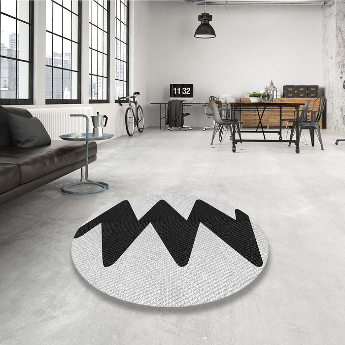 Round Patterned Light Black Rug in a Office, pat3980gry