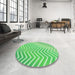 Round Patterned Green Rug in a Office, pat3985grn