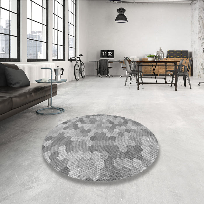 Round Patterned Gray Rug in a Office, pat402gry