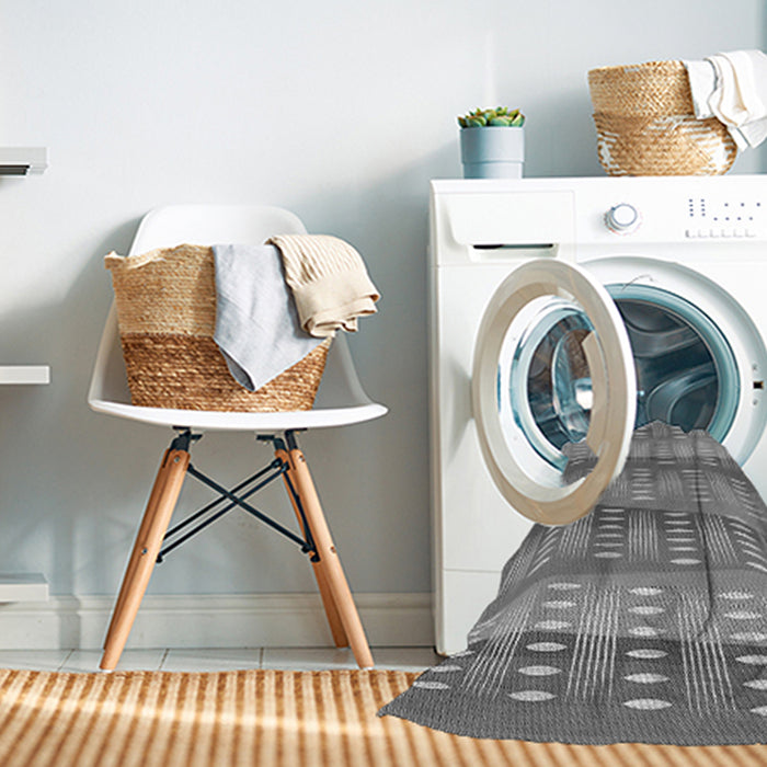 Machine Washable Transitional Ash Gray Rug in a Washing Machine, wshpat406gry