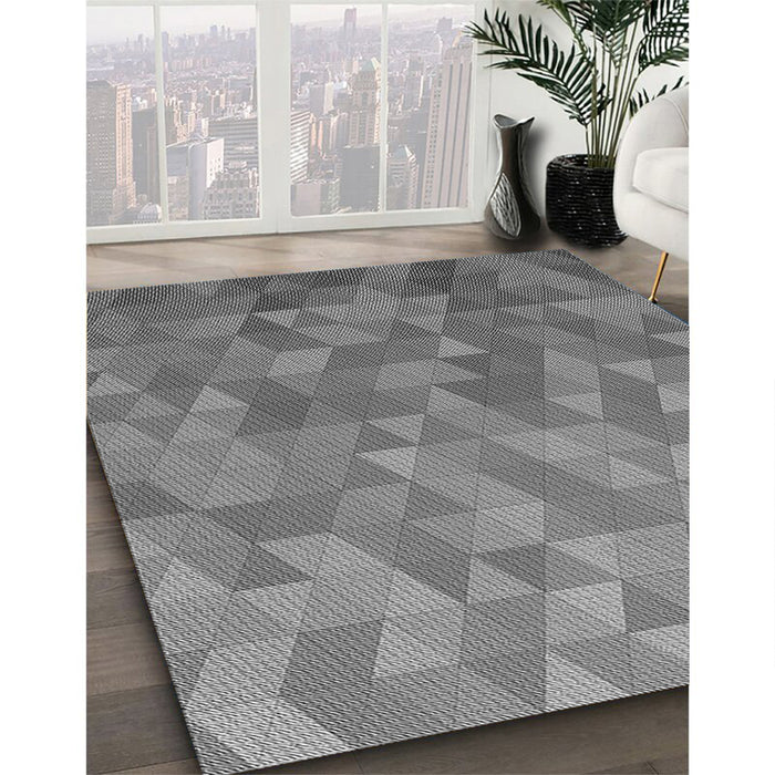 Patterned Ash Gray Rug in Family Room, pat425gry