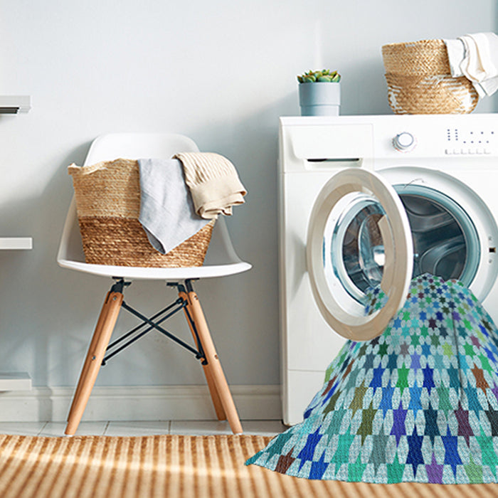 Machine Washable Transitional Blue Ivy Blue Rug in a Washing Machine, wshpat428lblu