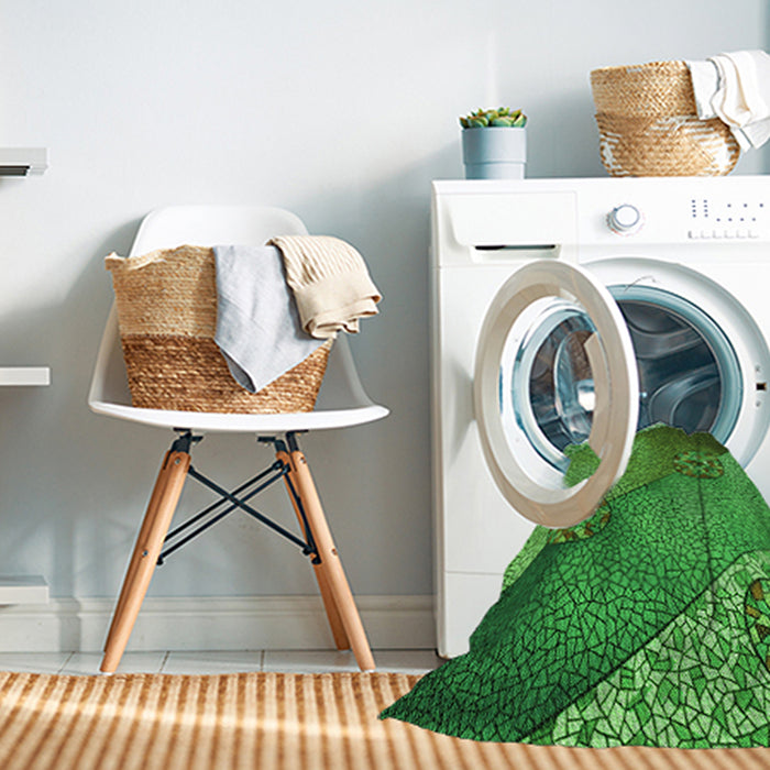 Machine Washable Transitional Deep Emerald Green Rug in a Washing Machine, wshpat440grn