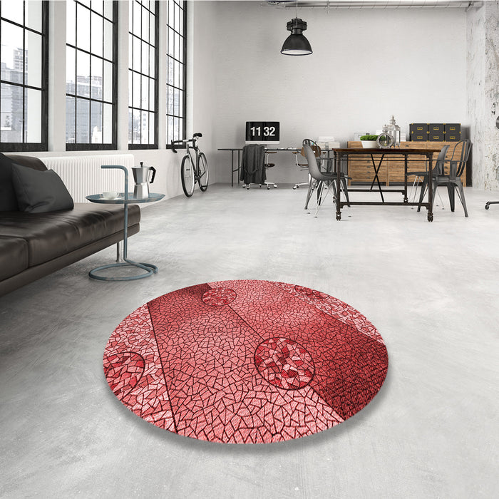 Round Patterned Red Rug in a Office, pat440rd
