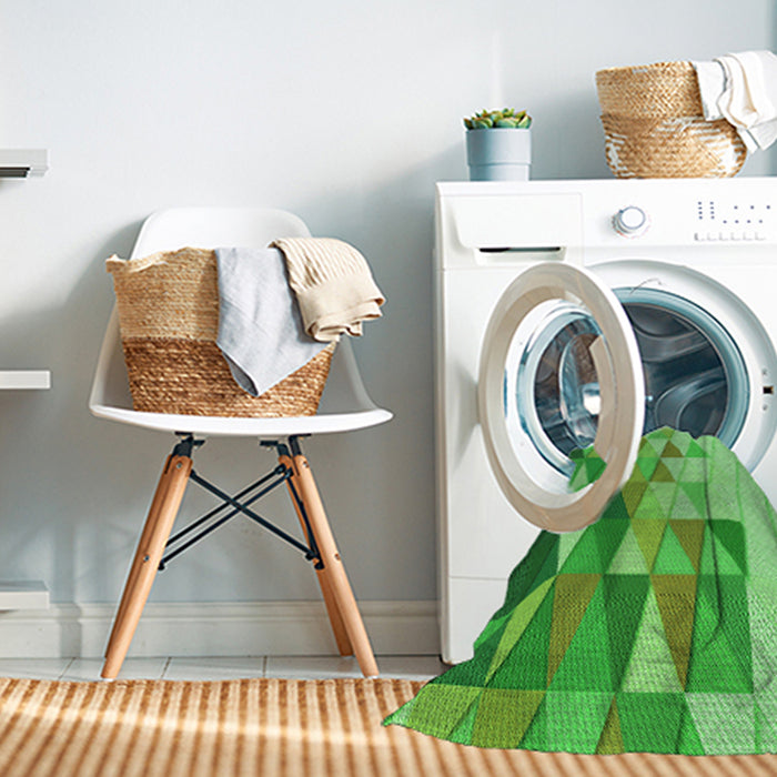 Machine Washable Transitional Emerald Green Rug in a Washing Machine, wshpat442grn