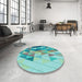 Round Patterned Deep-Sea Green Rug in a Office, pat442lblu