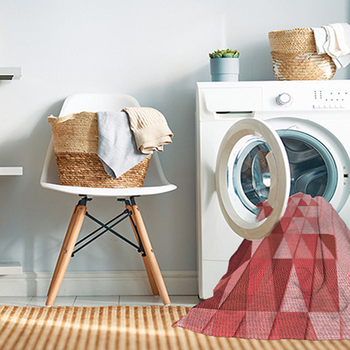 Machine Washable Transitional Pastel Pink Rug in a Washing Machine, wshpat442rd