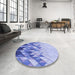 Round Patterned Blue Rug in a Office, pat448blu