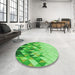 Round Patterned Emerald Green Rug in a Office, pat448grn