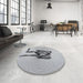 Round Machine Washable Transitional Grey Gray Rug in a Office, wshpat449