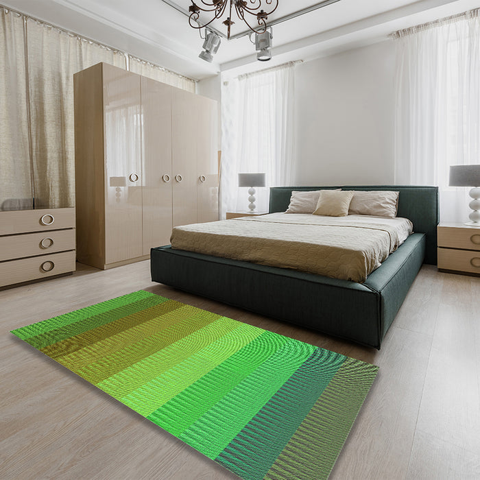 Machine Washable Transitional Green Rug in a Family Room, wshpat45grn