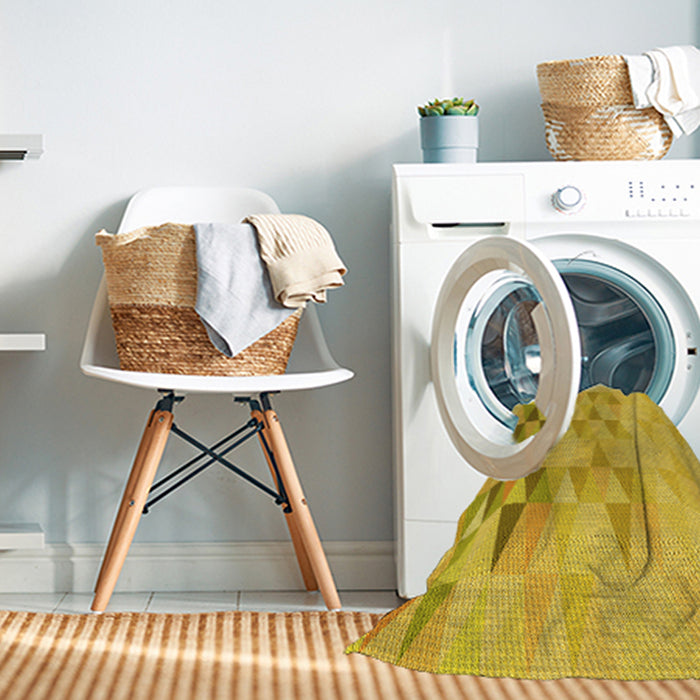 Machine Washable Transitional Yellow Rug in a Washing Machine, wshpat451yw