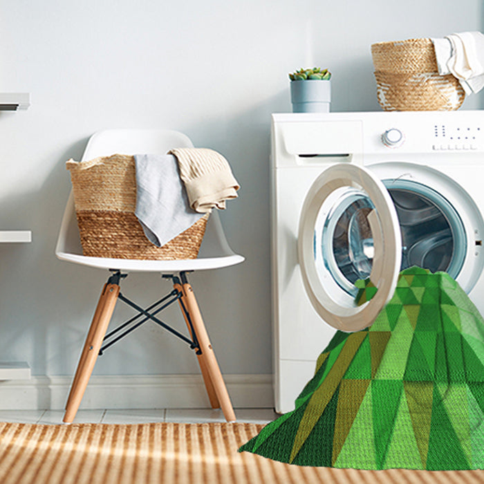 Machine Washable Transitional Dark Lime Green Rug in a Washing Machine, wshpat452grn