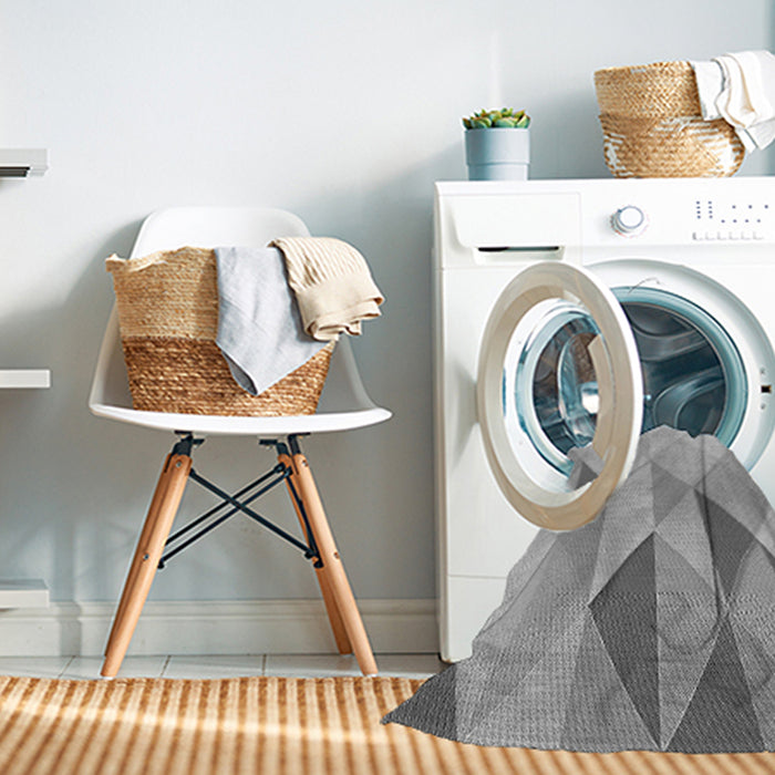 Machine Washable Transitional Platinum Silver Gray Rug in a Washing Machine, wshpat455gry