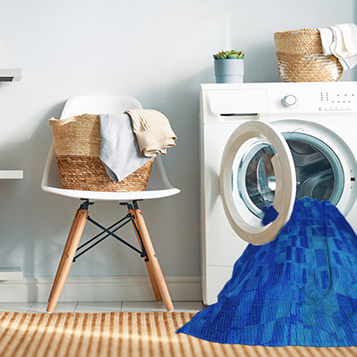Machine Washable Transitional Neon Blue Rug in a Washing Machine, wshpat473lblu