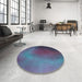 Round Patterned Silk Blue Rug in a Office, pat474lblu