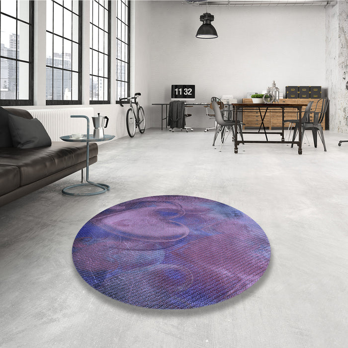Round Patterned Purple Rug in a Office, pat475blu