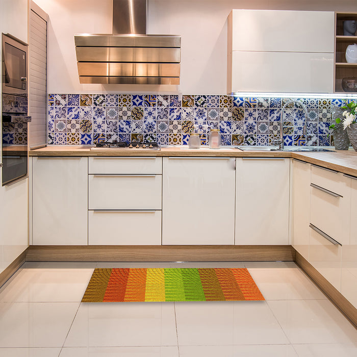 Patterned Brown Rug in a Kitchen, pat48yw