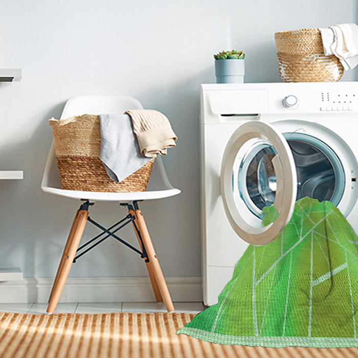 Machine Washable Transitional Emerald Green Rug in a Washing Machine, wshpat482grn