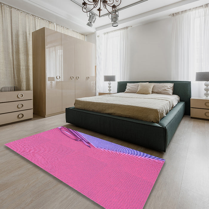 Patterned Deep Pink Rug in a Bedroom, pat486pur