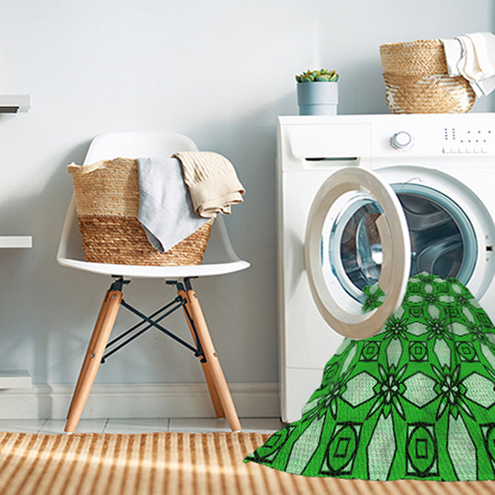 Machine Washable Transitional Forest Green Rug in a Washing Machine, wshpat495grn