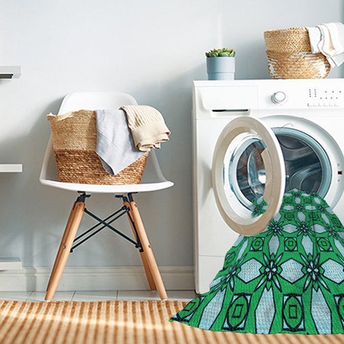 Machine Washable Transitional Lime Mint Green Rug in a Washing Machine, wshpat495lblu