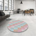 Round Patterned Gray Novelty Rug in a Office, pat49