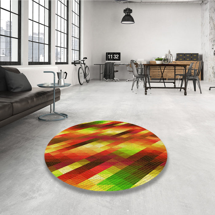 Round Patterned Red Rug in a Office, pat50yw