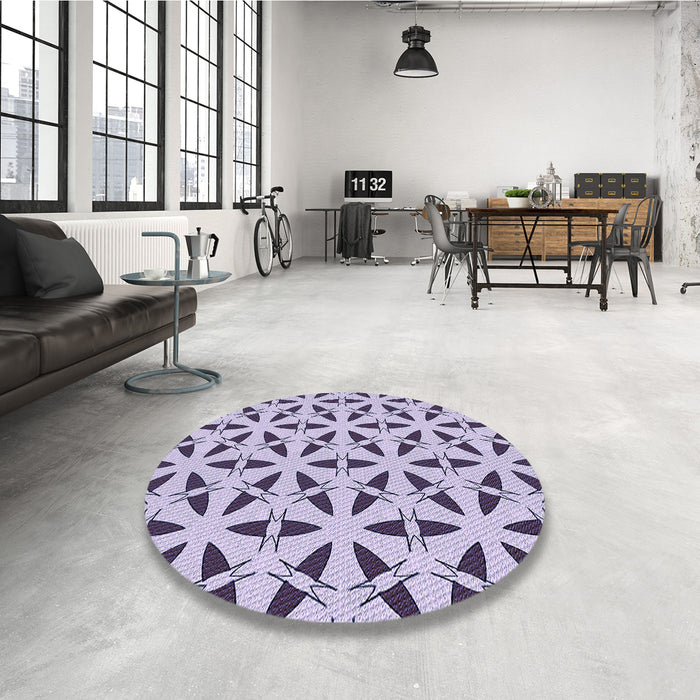 Round Patterned Purple Rug in a Office, pat504blu