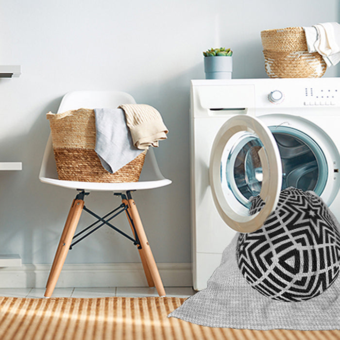 Machine Washable Transitional Light Black Rug in a Washing Machine, wshpat507