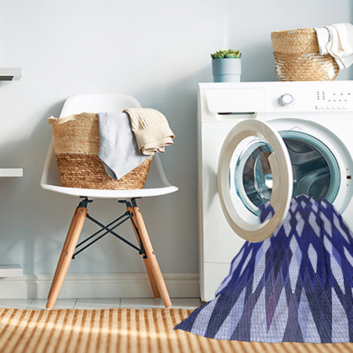 Machine Washable Transitional Denim Dark Blue Rug in a Washing Machine, wshpat511blu