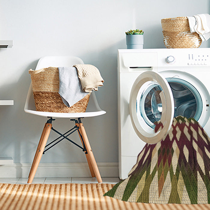 Machine Washable Transitional Metallic Gold Rug in a Washing Machine, wshpat511brn