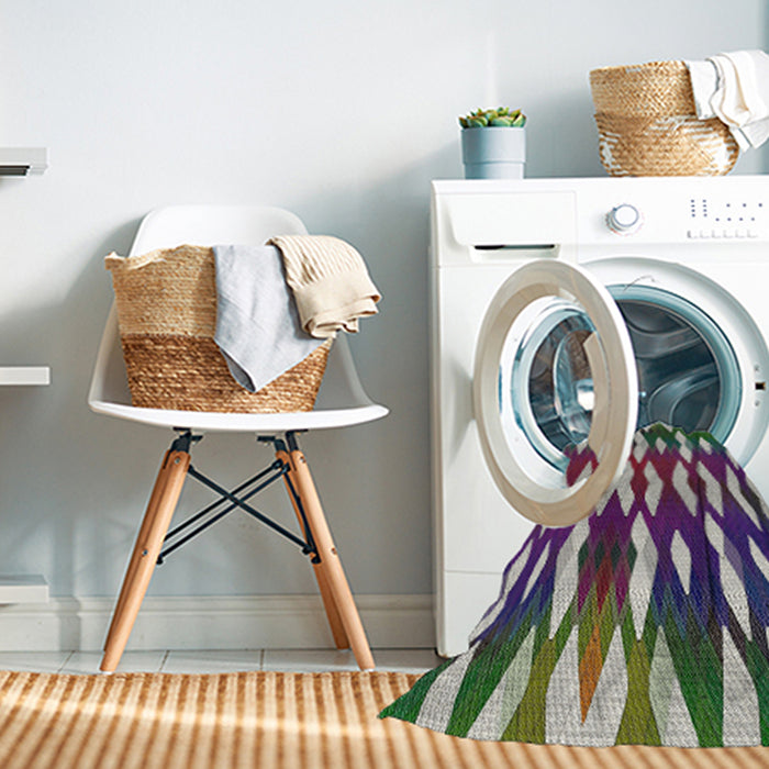 Machine Washable Transitional Green Rug in a Washing Machine, wshpat511