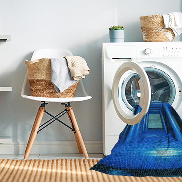 Machine Washable Transitional Blueberry Blue Rug in a Washing Machine, wshpat515lblu