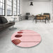 Round Patterned Pink Rug in a Office, pat520rd