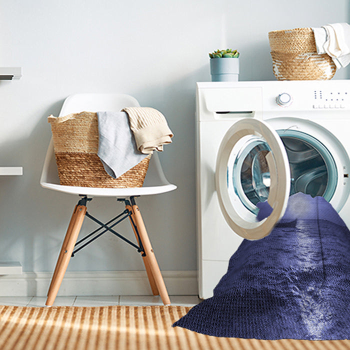 Machine Washable Transitional Sky Blue Rug in a Washing Machine, wshpat523blu