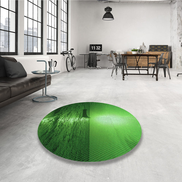 Round Patterned DarkGreen Rug in a Office, pat523grn