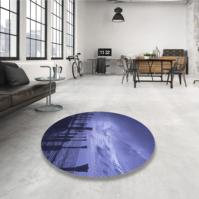 Round Patterned Light Slate Blue Rug in a Office, pat524blu