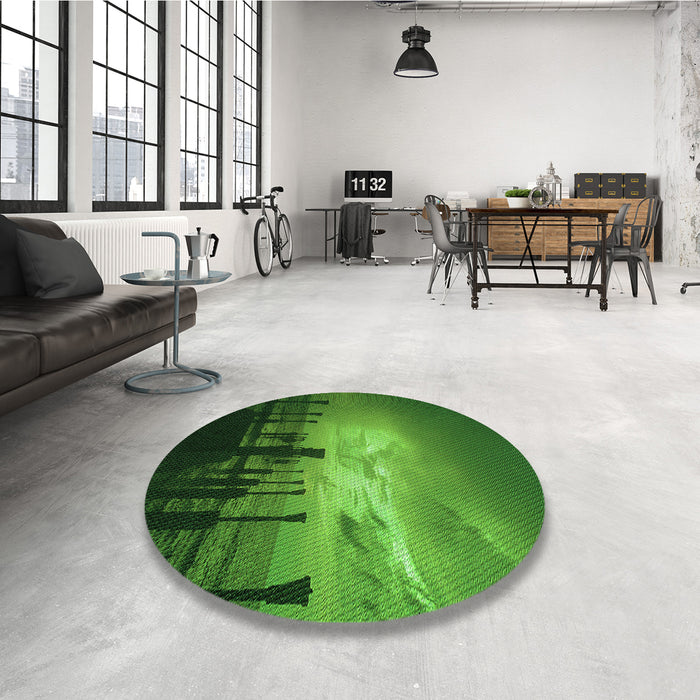 Round Patterned Deep Emerald Green Rug in a Office, pat524grn