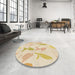 Round Patterned Golden Blonde Gold Rug in a Office, pat532brn