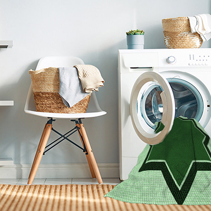 Machine Washable Transitional Deep Emerald Green Rug in a Washing Machine, wshpat533grn