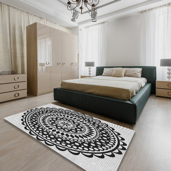 Patterned Gray Brown Rug in a Bedroom, pat543gry