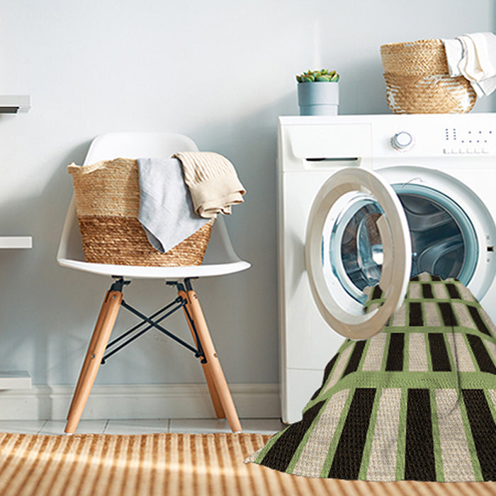 Machine Washable Transitional Chocolate Brown Rug in a Washing Machine, wshpat544brn