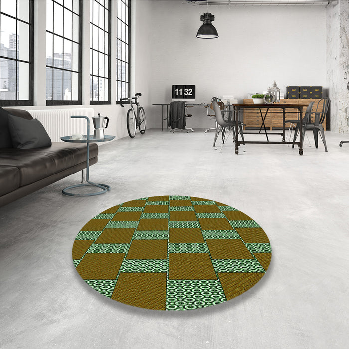 Round Patterned Green Rug in a Office, pat545grn
