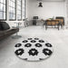 Round Patterned Black Rug in a Office, pat548gry