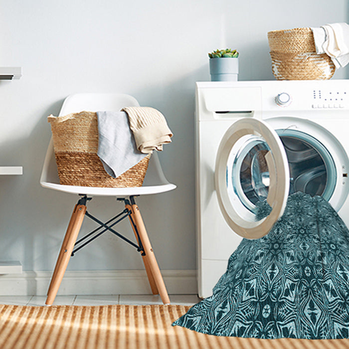 Machine Washable Transitional Deep-Sea Blue Rug in a Washing Machine, wshpat550lblu