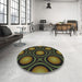 Round Patterned Mid Gray Novelty Rug in a Office, pat55