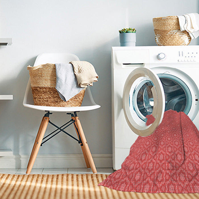 Machine Washable Transitional Red Rug in a Washing Machine, wshpat569rd